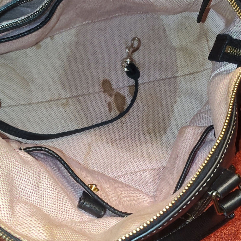 Dooney &Bourke|| Black leather bag - Picture 8 of 12